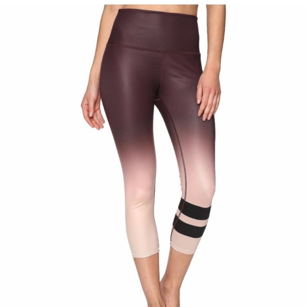 Alo Yoga high waist airbrush capri leggings
